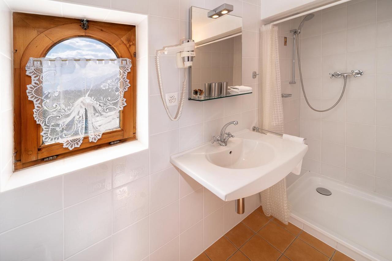 Bed and Breakfast Castel de Daval Sierre Exterior foto